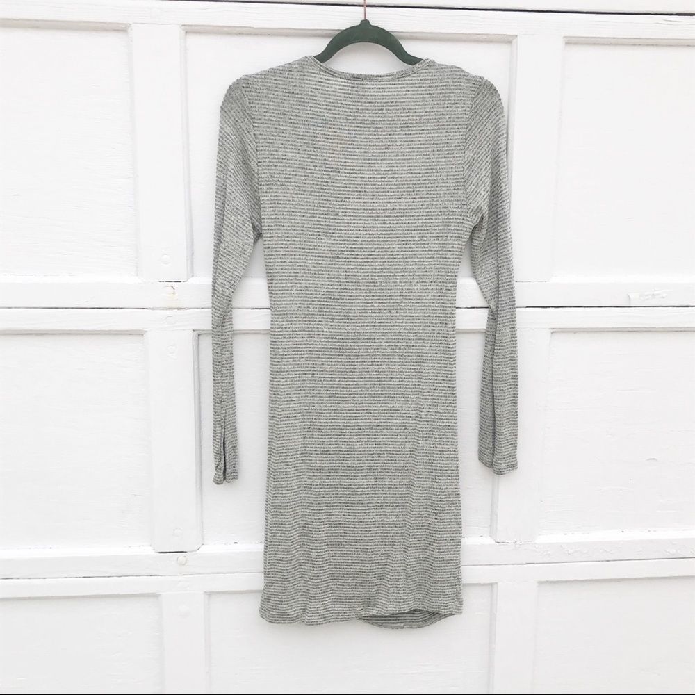 Go Couture Ruched Dress - Picture 8 of 8